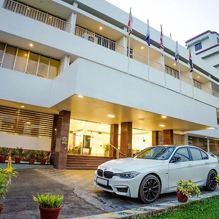 Casino Hotels Ltd Thrissur Bagian luar foto