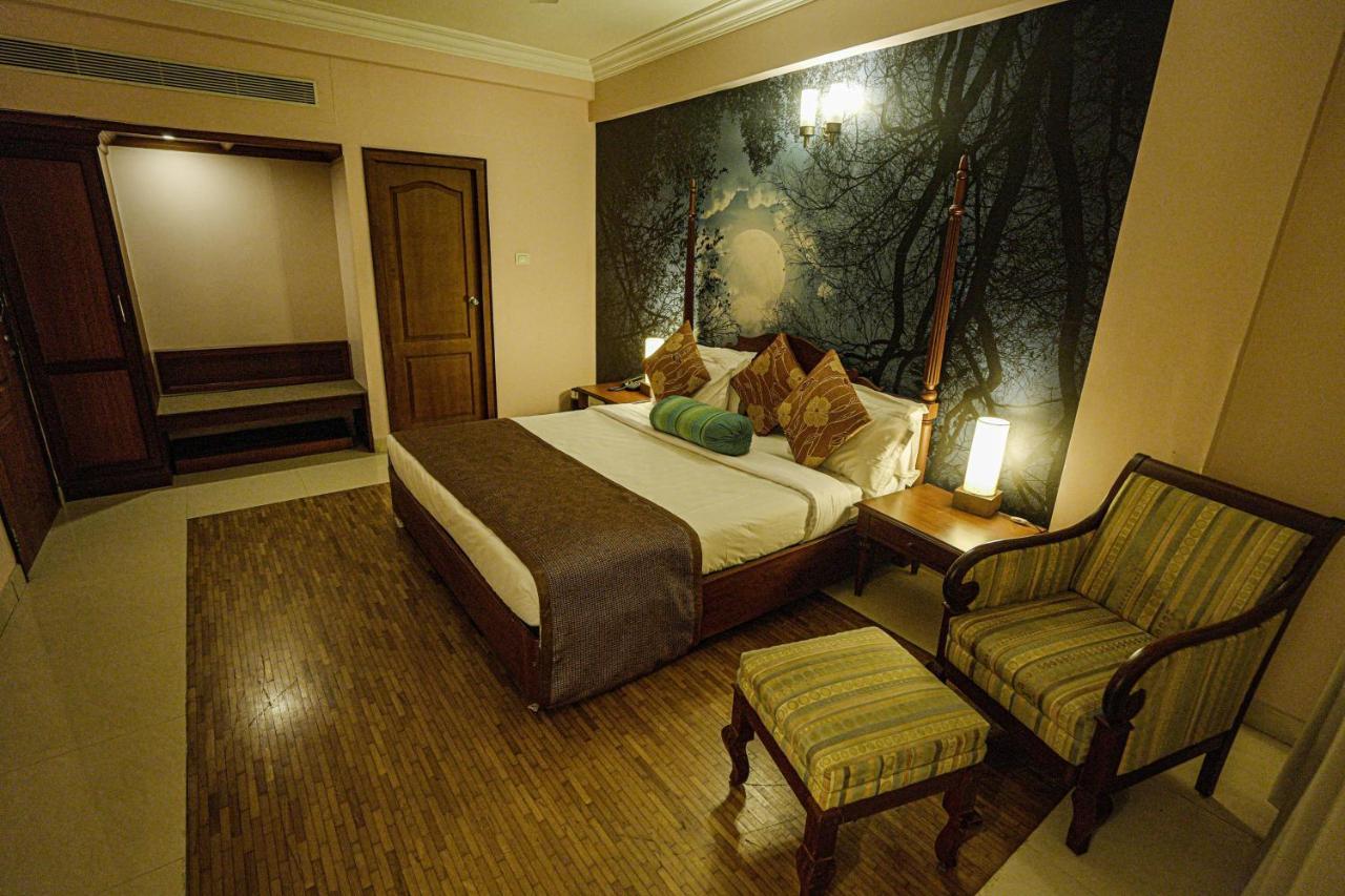 Casino Hotels Ltd Thrissur Bagian luar foto