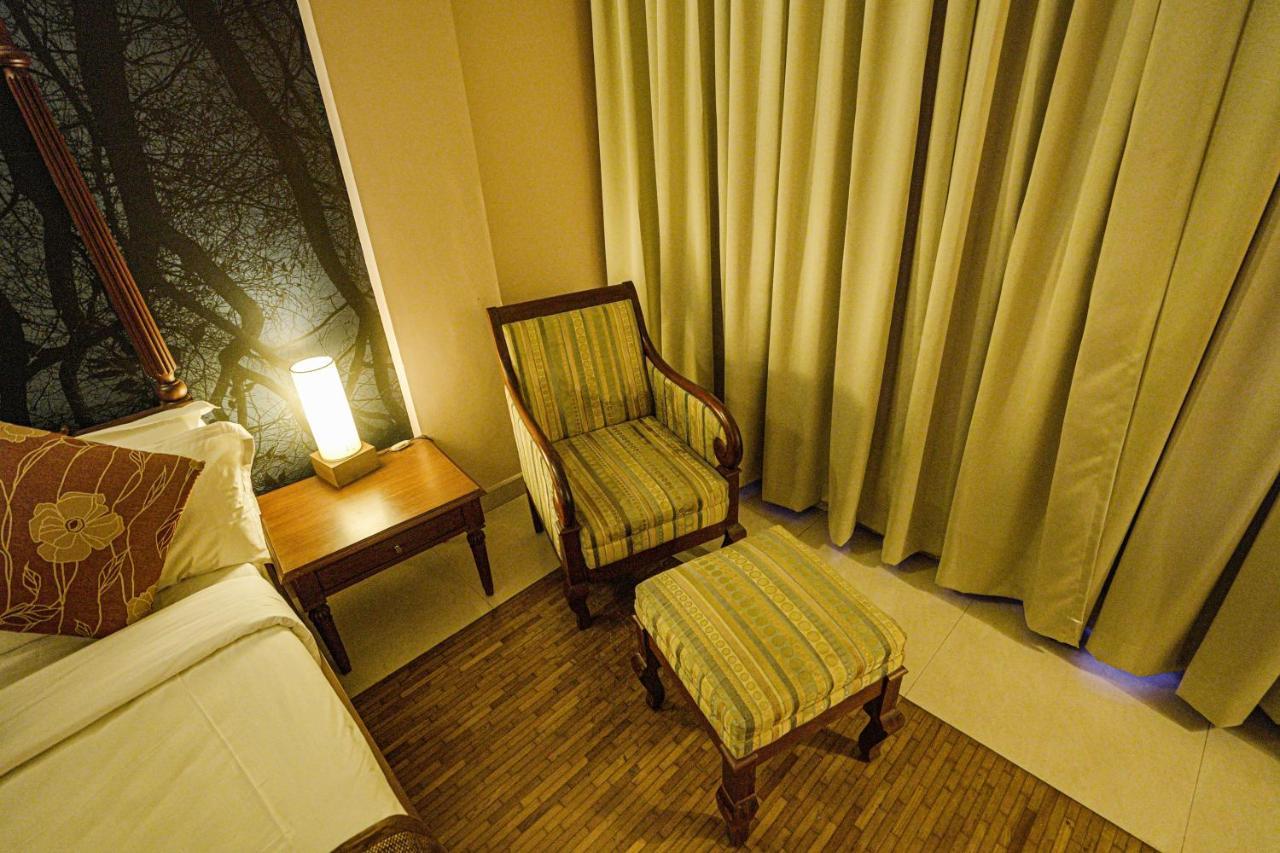Casino Hotels Ltd Thrissur Bagian luar foto