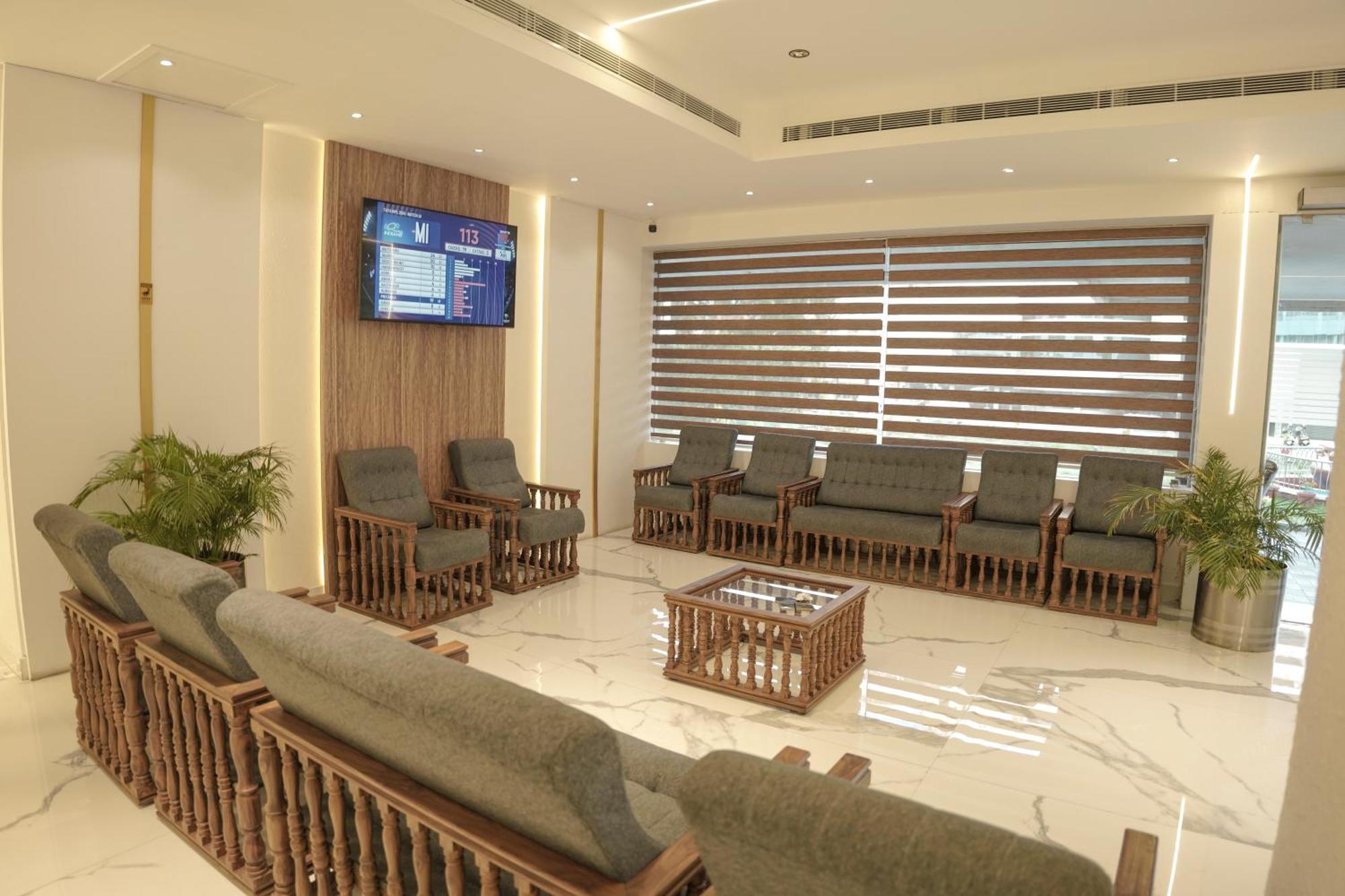 Casino Hotels Ltd Thrissur Bagian luar foto