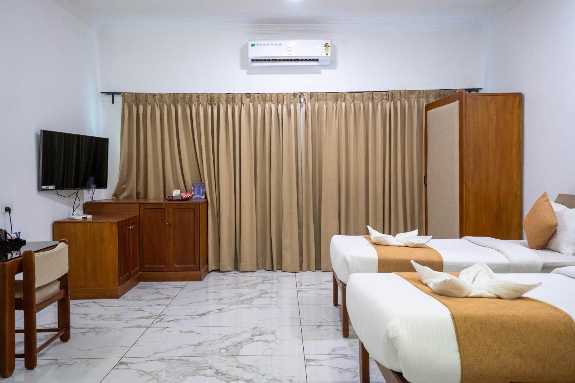 Casino Hotels Ltd Thrissur Bagian luar foto