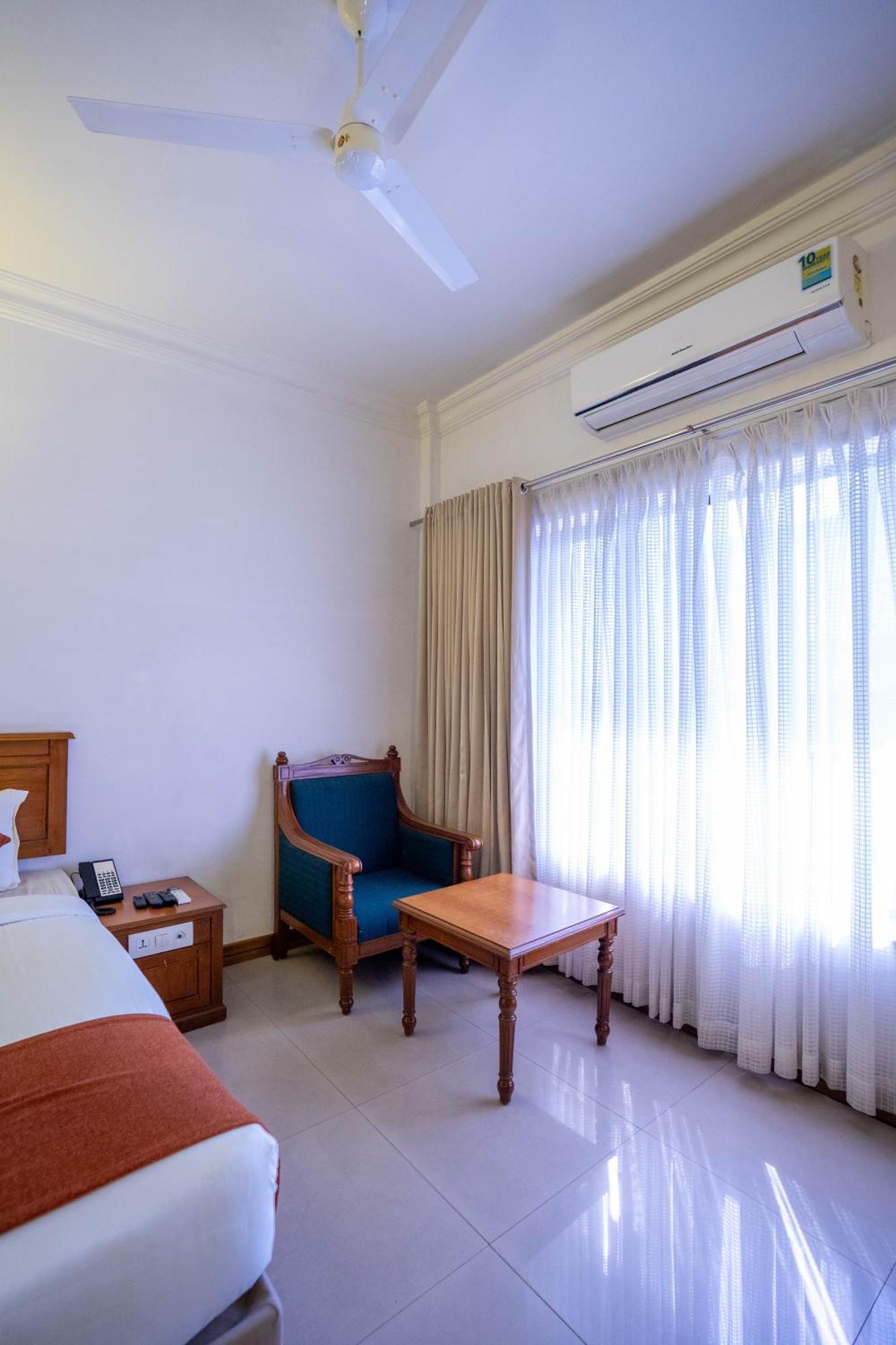 Casino Hotels Ltd Thrissur Bagian luar foto