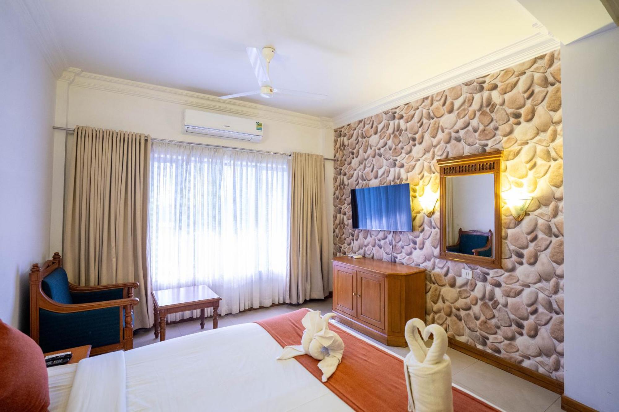 Casino Hotels Ltd Thrissur Bagian luar foto